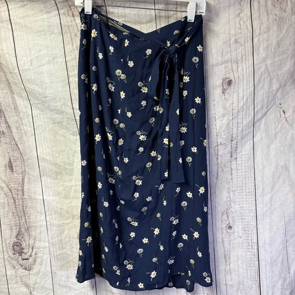 Madewell Tulip-Hem Wrap Skirt in Floral Heyday size 14 NWT - Picture 5 of 8